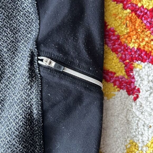 ATHLETA DRIFTER LEGGINGS SIZE LARGE - Picture 4 of 8